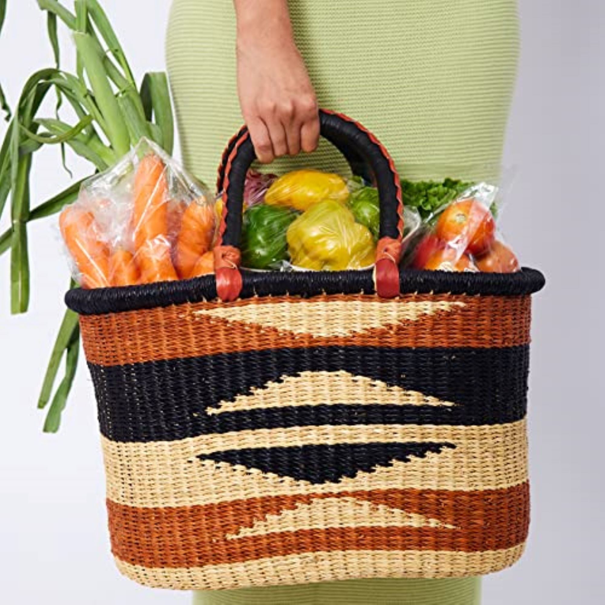 Handwoven Grass Basket<br>Oval Style