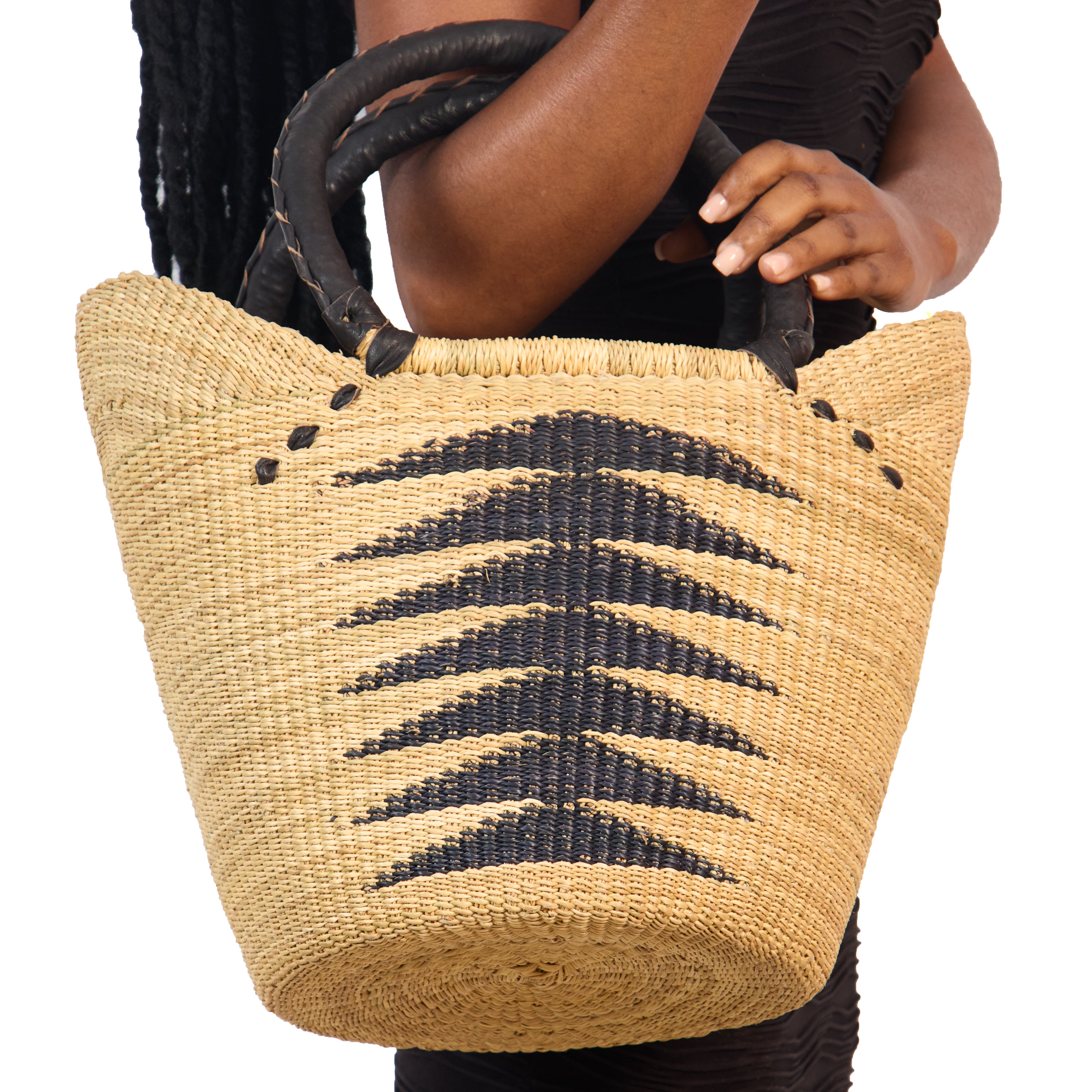 Handwoven Grass Basket<br>Winged Style