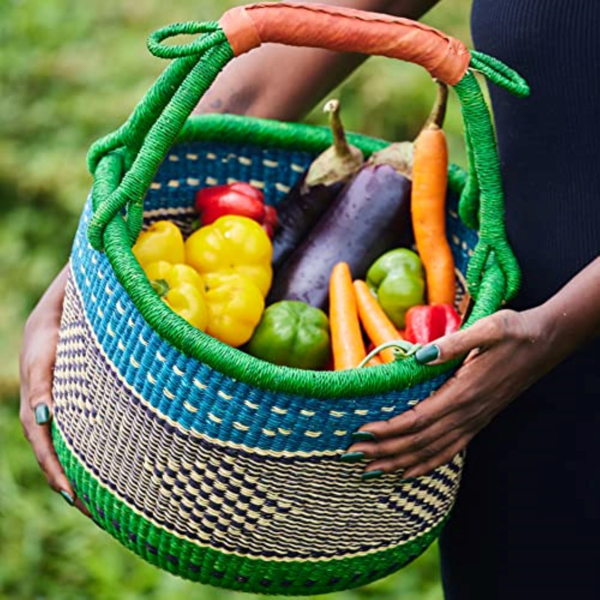 Handwoven Grass Basket<br>Market Style
